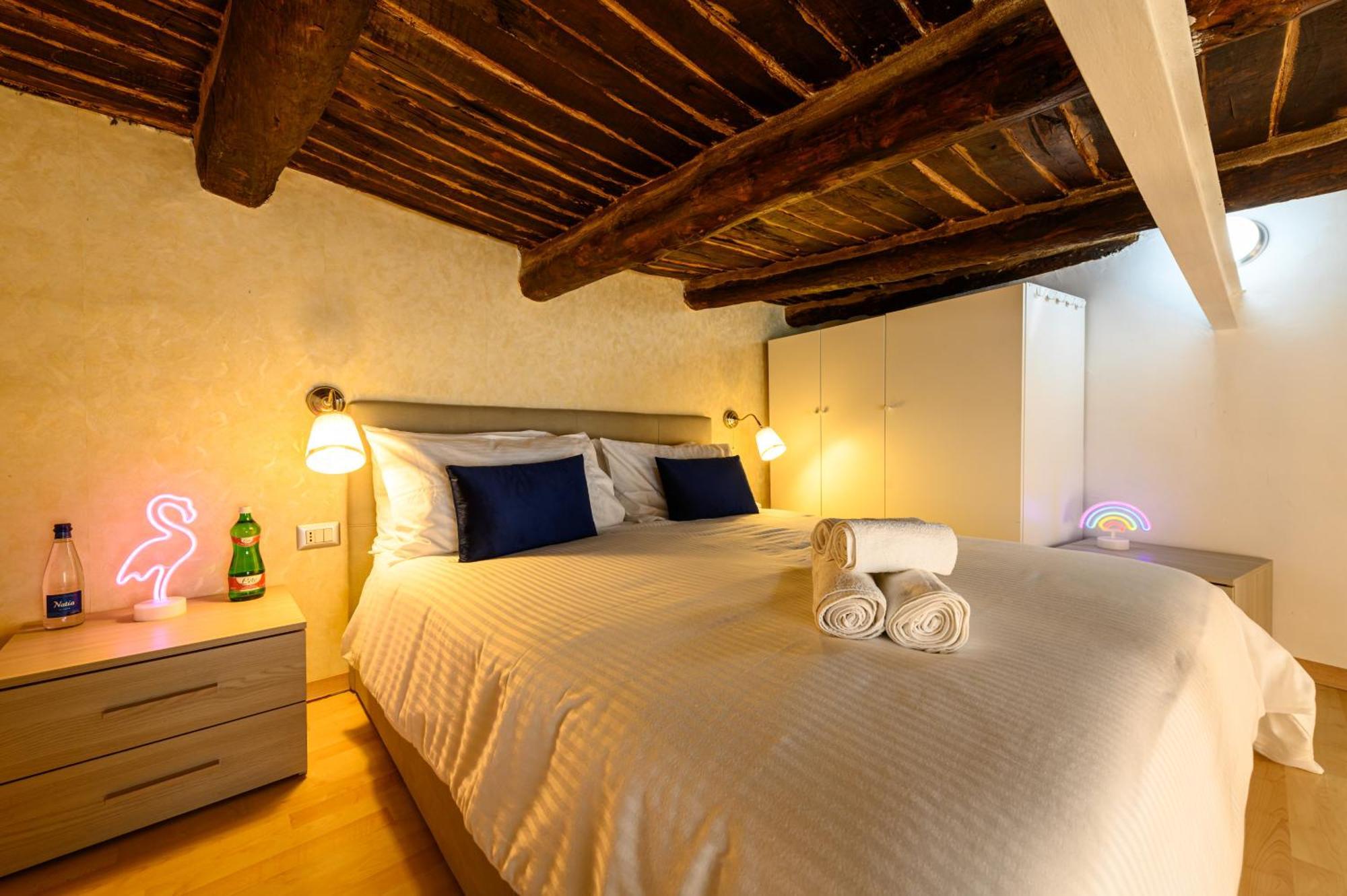El Barrio In Bed Apartment Napoli Ngoại thất bức ảnh