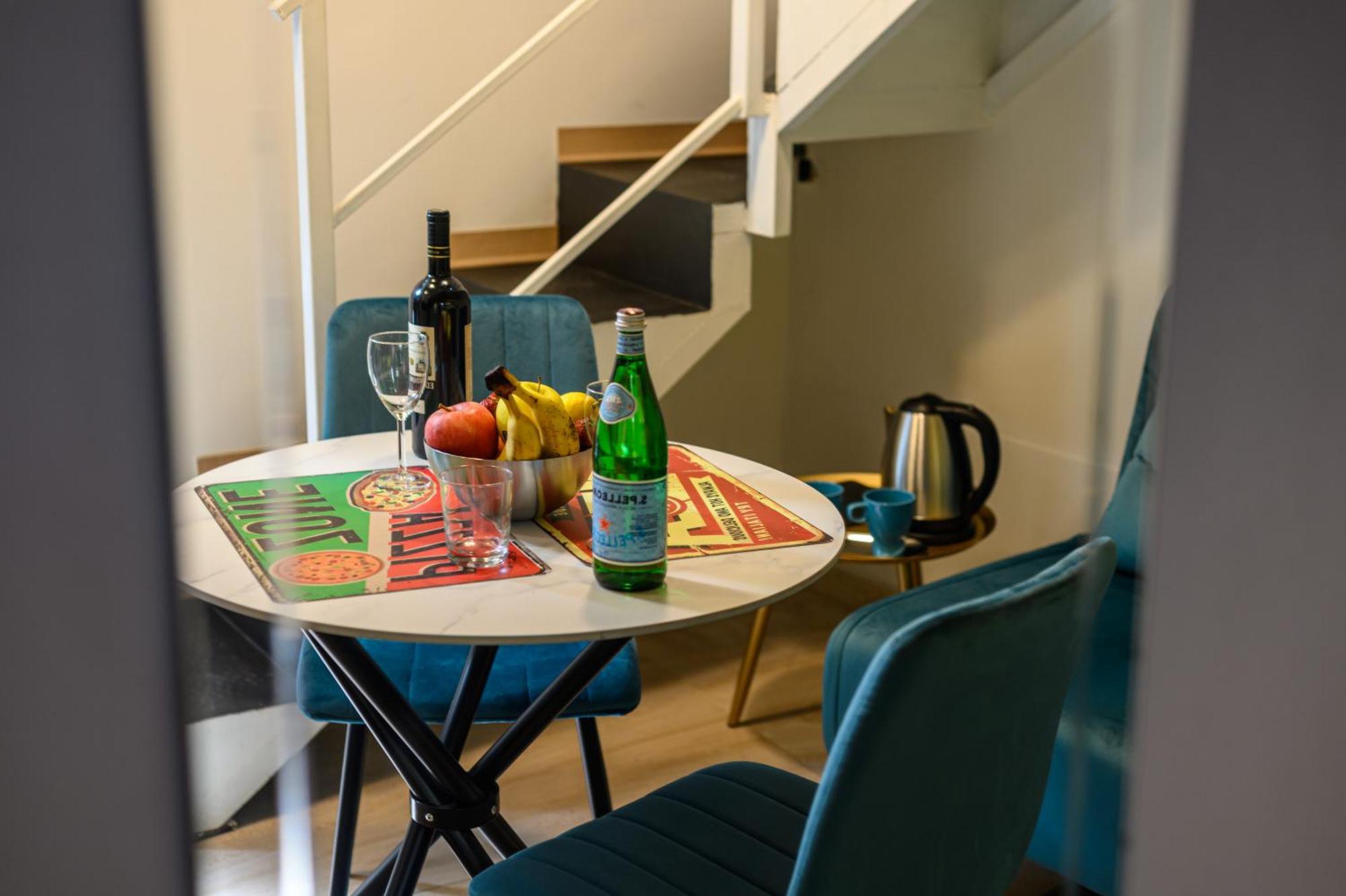 El Barrio In Bed Apartment Napoli Ngoại thất bức ảnh