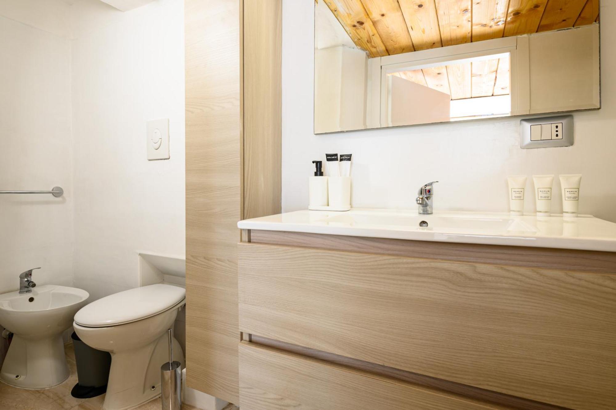 El Barrio In Bed Apartment Napoli Ngoại thất bức ảnh